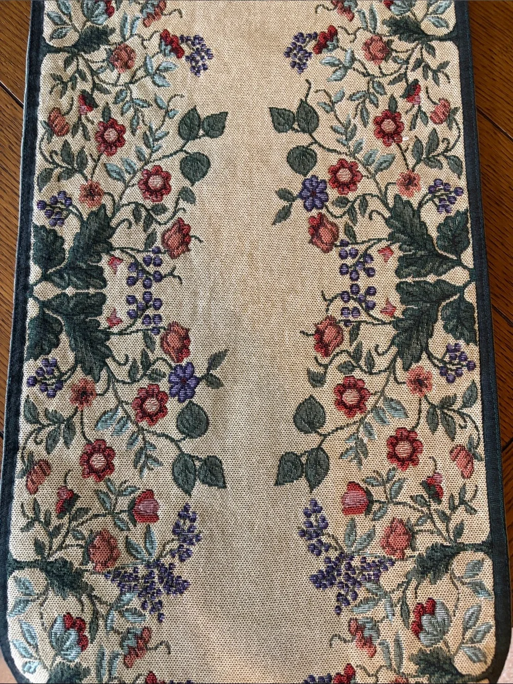 Floral Cream Table Runner